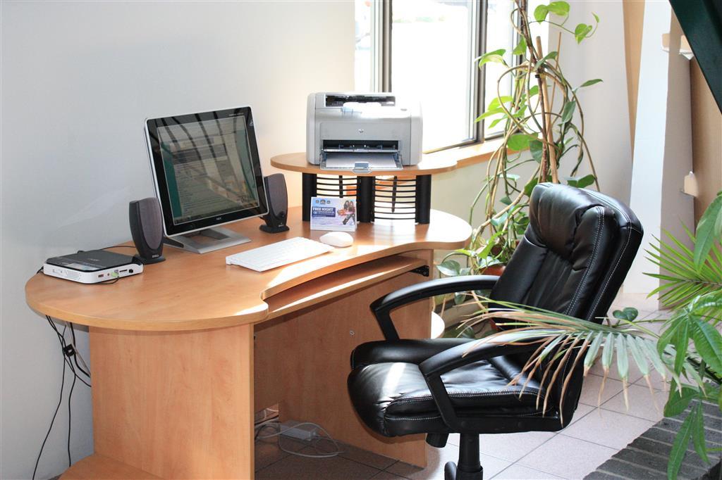 Best Western Smiths Falls Hotel Facilities photo